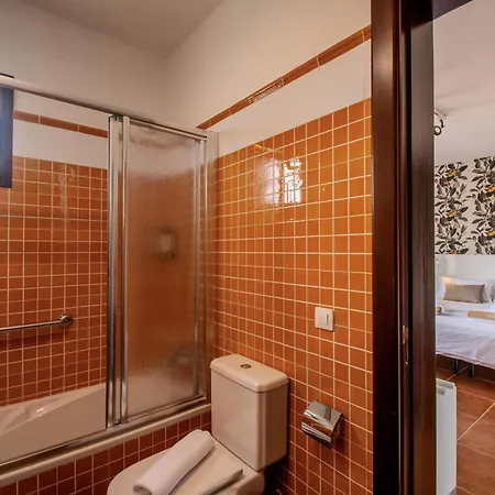 Verol By Villalize Tatil Evi Tinajo